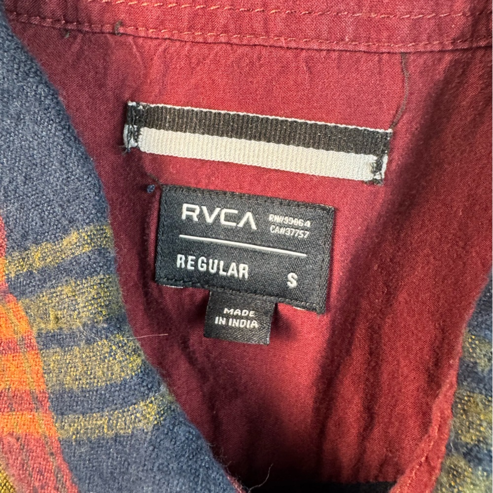 RVCA Men's long sleeve Multicolor Plaid Button Down Flannel Shirt size small - Picture 3 of 6